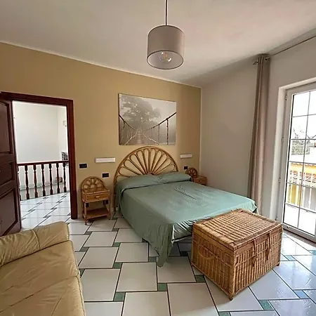 Casa Impagliazzo Bed & Breakfast 3*